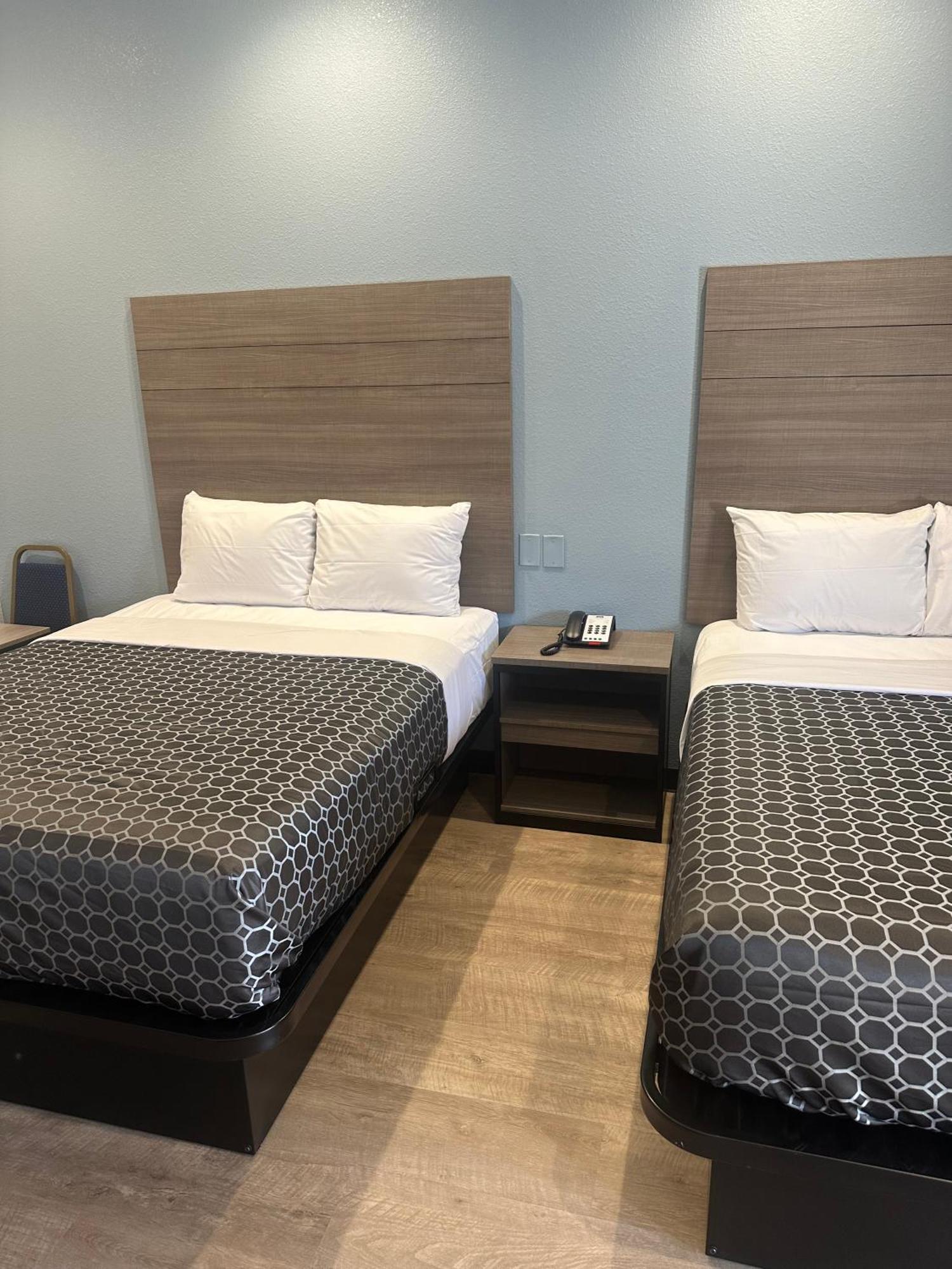M&M Inn And Suites Fort Worth Buitenkant foto